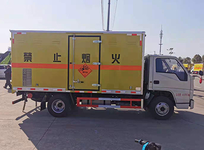 安阳爆破器材运输车